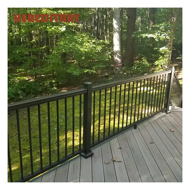 Interior Design Deck - درابزين ألومنيوم أسود بتصميم بسيط للاستخدام
